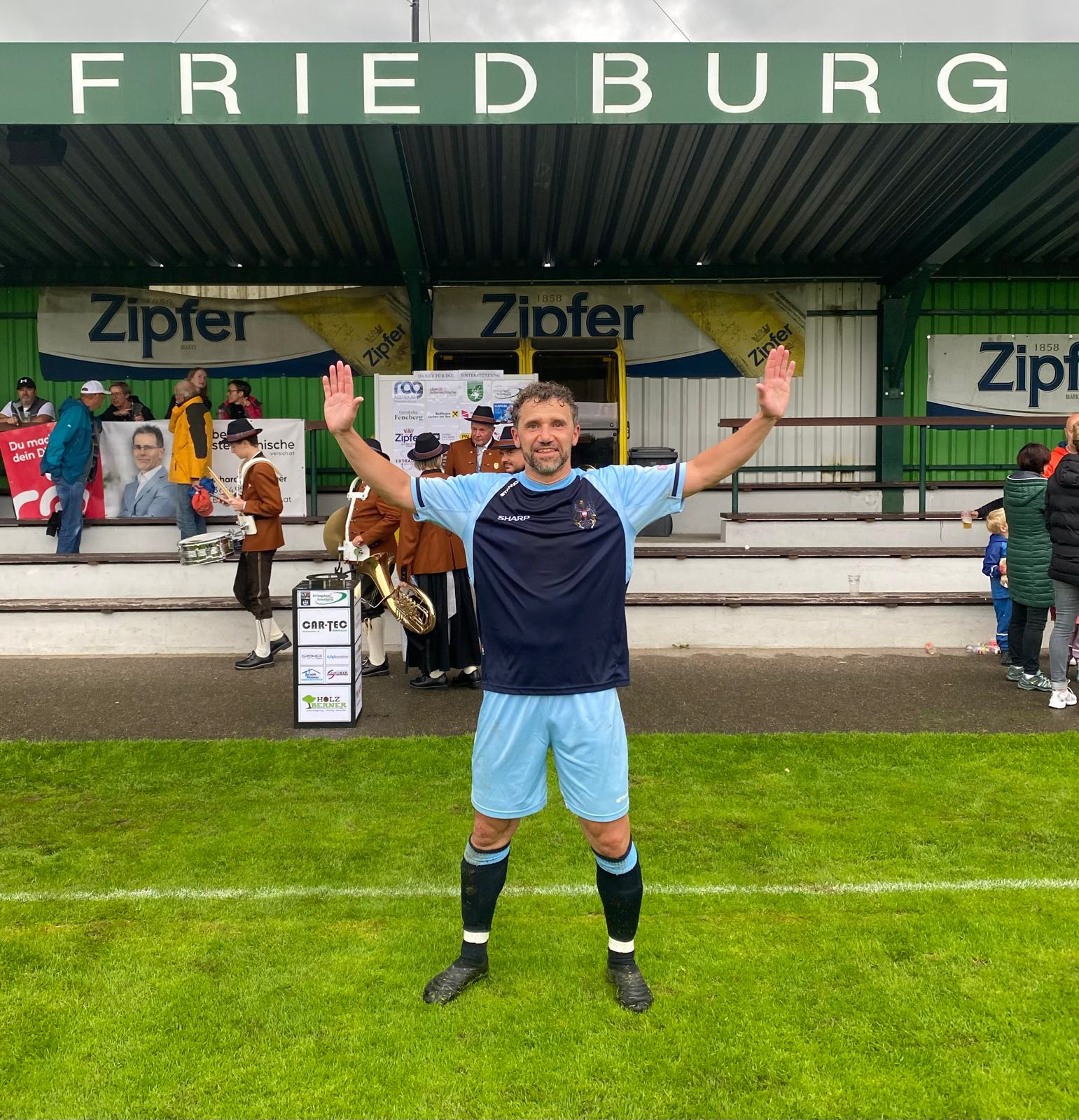 2025_lengau-benefizspiel-priester%20(14)