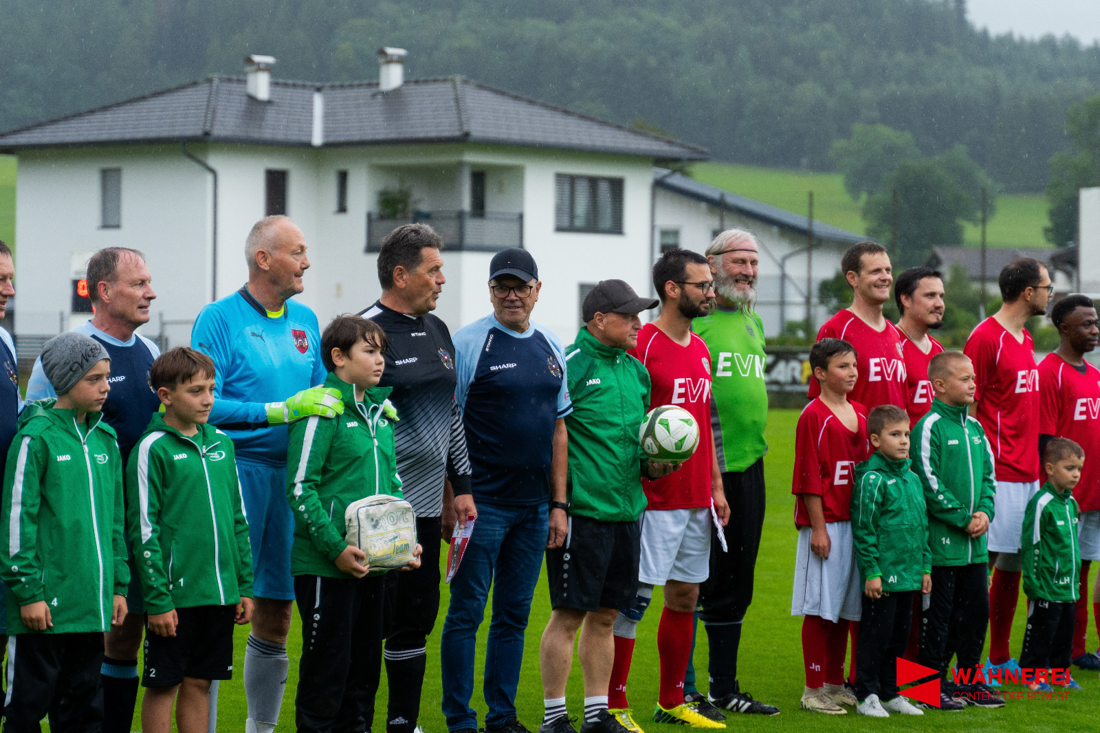 2025_lengau-benefizspiel-priester%20(26)